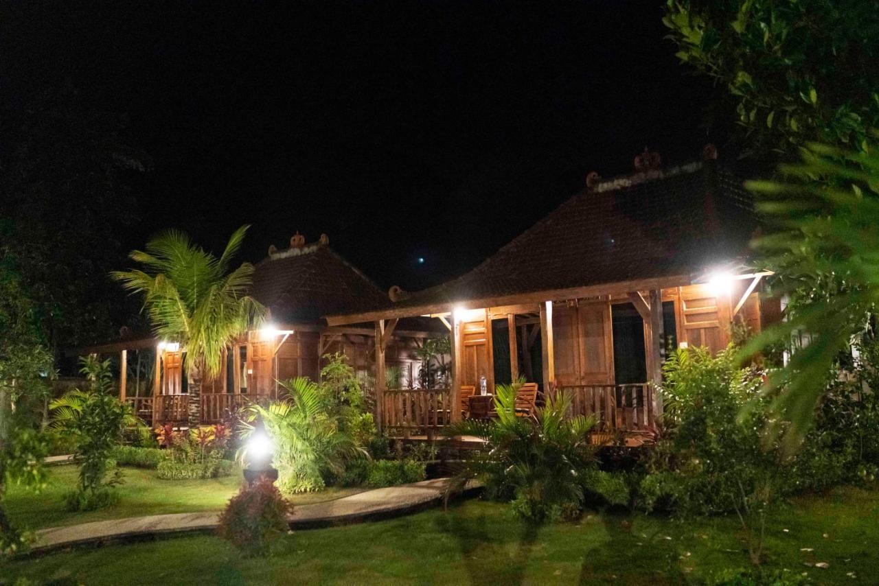 Kubu Kangin Resort Amed Extérieur photo