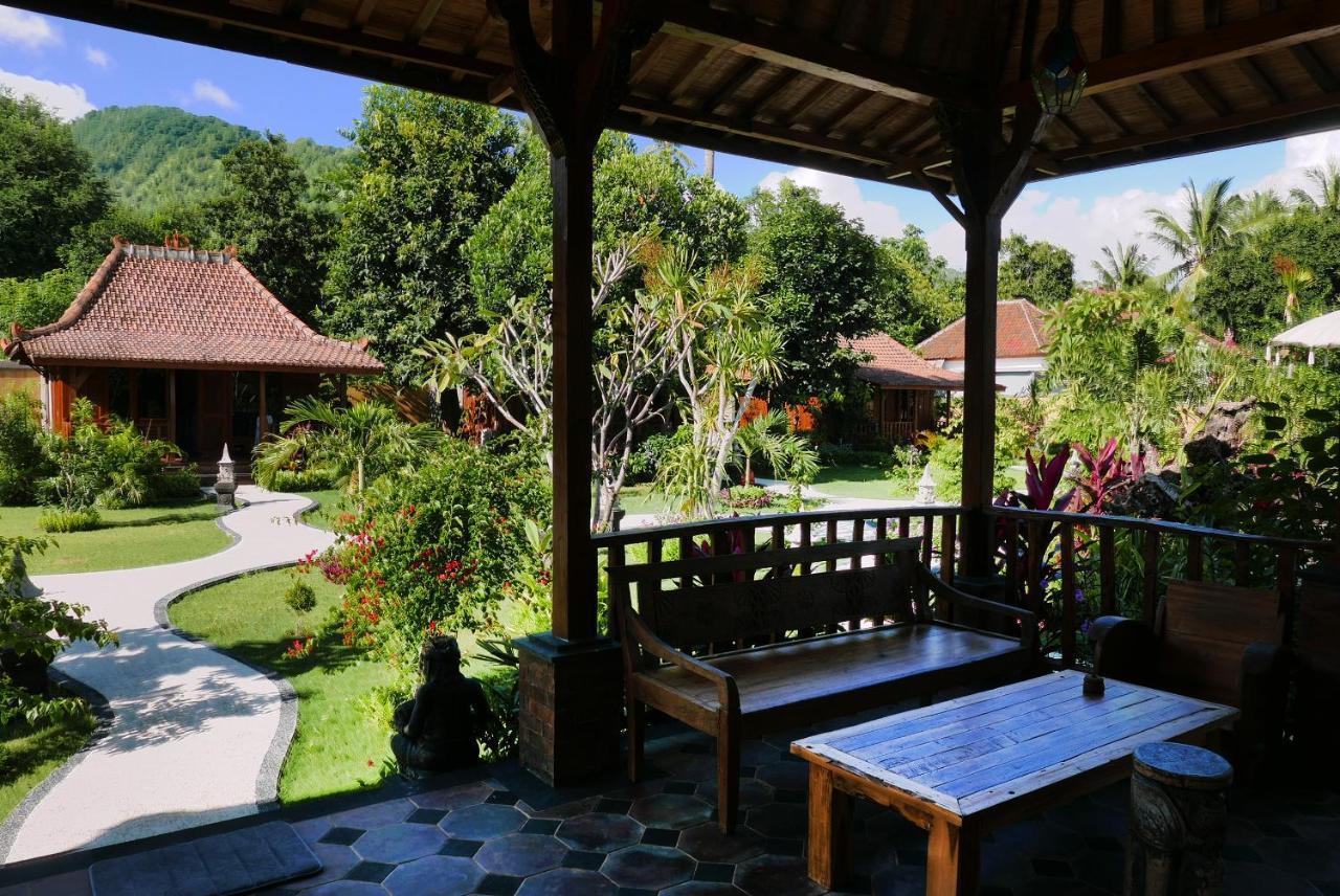 Kubu Kangin Resort Amed Extérieur photo